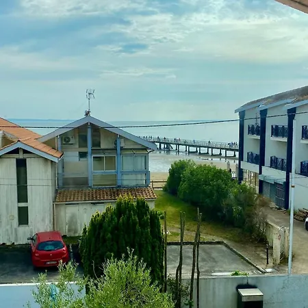 Detente Garanti, Bassin, Piscine, A Pied *